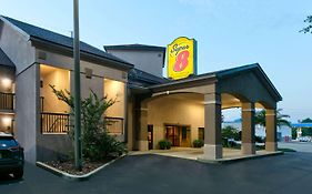 Super 8 By Wyndham Diberville Biloxi Area